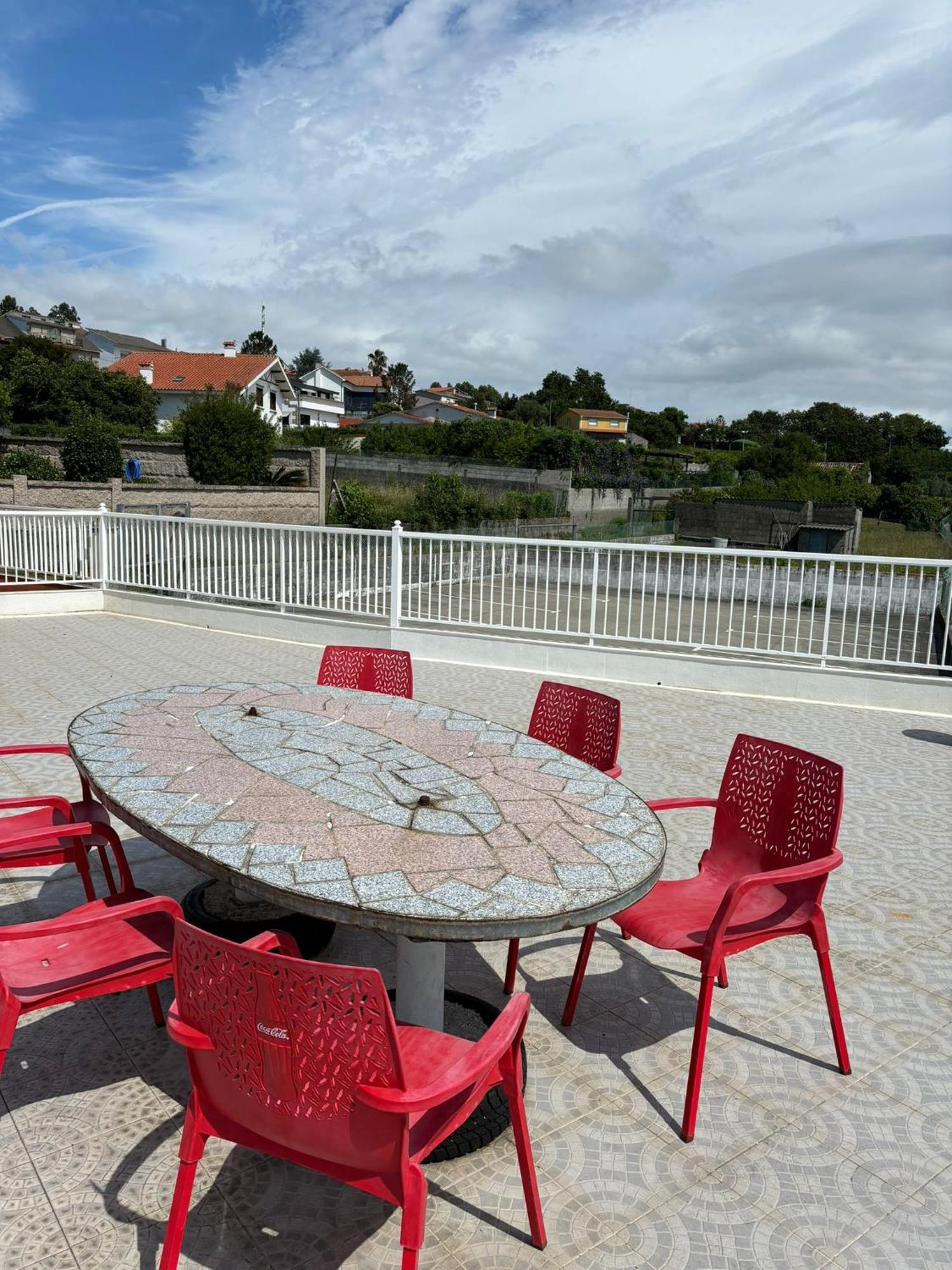 סנשנשו Planta Baja Con Gran Terraza De 2 A 4 Habitaciones מראה חיצוני תמונה